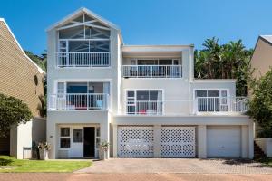 Gallery image of Beachhaven Villa with Inverter & Solar in Blythedale