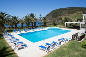 Bazén v ubytování Hotel Sao Jorge Garden nebo v jeho okolí