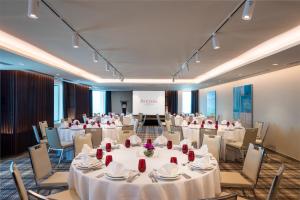 Konferenční prostory v ubytování Centara West Bay Hotel & Residences Doha + 37 fotografií