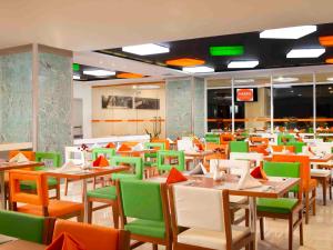 Restavracija oz. druge možnosti za prehrano v nastanitvi HARRIS Hotel Sentraland
