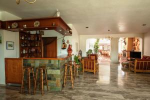 Ο χώρος του lounge ή του μπαρ στο Athina Hotel 