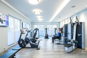 Fitness centrum a/nebo fitness zařízení v ubytování StrandResort Markgrafenheide