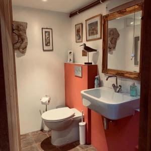 ห้องน้ำของ Llethrau Forest & Nature Retreats