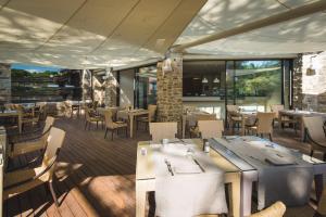 Restaurace v ubytování Roccamare Resort - Ville e Appartamenti