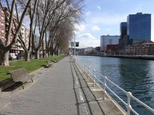 Afbeelding uit fotogalerij van Volantin Apartment in Bilbao