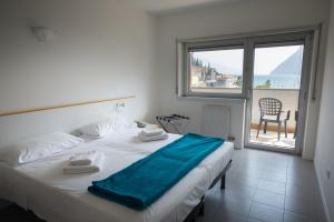 Foto dalla galleria di Residence Centro Vela a Riva del Garda