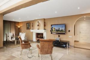 Gallery image of The Ruby Apartment with Private Swimming Pool - Hivernage Quarter - By Goldex Marrakech in Marrakesh