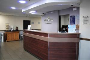 The lobby or reception area at Microtel Inn by Wyndham Atlanta Airport