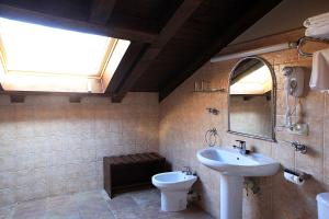 Koupelna v ubytování Hostal Antxitonea