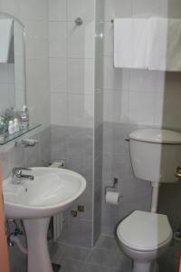 Φωτογραφία από το άλμπουμ του Hotel Tourist - Metropol Lake Resort στην Οχρίδα +25 φωτογραφίες