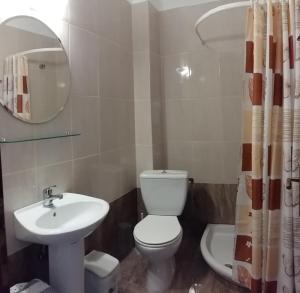 Ванная комната в GOUGOUSIS apartments