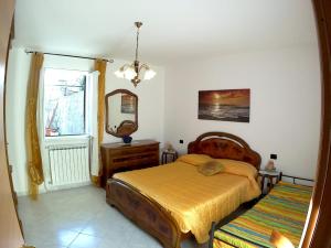 A bed or beds in a room at Come a casa