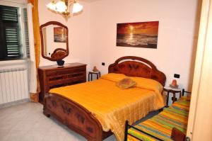 A bed or beds in a room at Come a casa
