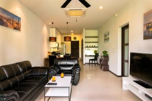 Fotografie z fotogalerie ubytování Comfortable 2br Pool Villa in Center SaiYuan v destinaci Rawai pláž