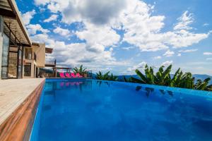 Bazén v ubytování Hotel Casa Portones nebo v jeho okolí