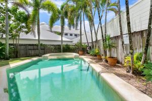 The swimming pool at or near Lilyfield Apartments - Two Bedroom Apartment