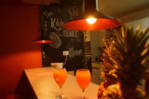 Nápoje v ubytování Africa house-Casa Hotel Laureles-La70
