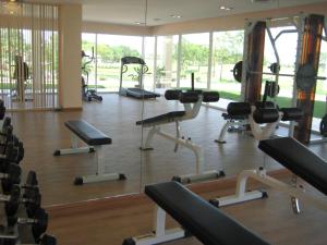Фитнес център и/или фитнес съоражения в Uniland Golf & Resort