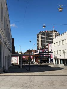 Gallery image of City Home Finland Ratina - Spacious Studio with Own SAUNA and Great Location Next to Uros Live Arena in Tampere