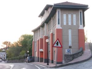 Budova, v ktorej sa hotel nachádza