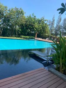 Kolam renang di atau dekat dengan Baan View Viman by PW