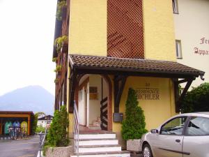 Budova, v ktorej sa apartmánový hotel nachádza