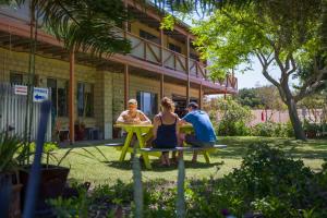 Gallery image of Lancelin Lodge in Lancelin