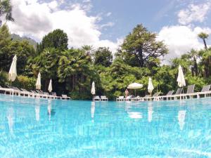Bazén v ubytování Hotel Venezia nebo v jeho okolí