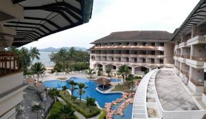 The swimming pool at or close to The Orient Star Resort Lumut