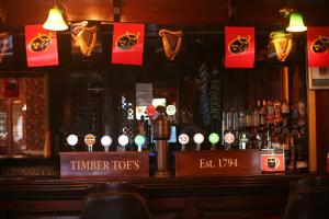 Setustofa eða bar á Treacys Hotel & Leisure Centre Waterford