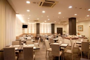 Restaurace v ubytování Hotel Majorca sul Mare in centro a Riccione
