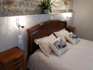 Ένα ή περισσότερα κρεβάτια σε δωμάτιο στο Relais de la Liberte - Utah Beach