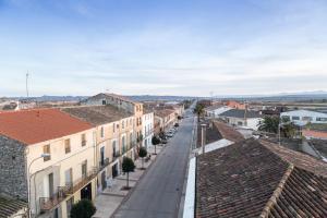 Photo de la galerie de l'établissement Apartamento Ático Bardenas, à Arguedas