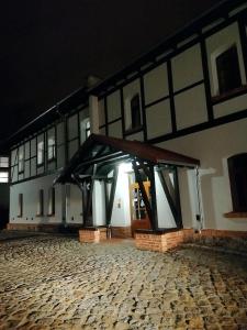 Budova, v ktorej sa hotel nachádza