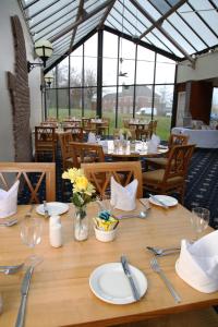 Gallery image of Hermitage Park Hotel in Coalville