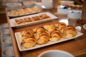 Jídlo v hotelu nebo okolí + 52 fotografií