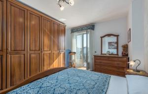 Postel nebo postele na pokoji v ubytování Apartment Complex Orzan Lovrecica