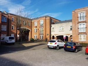 Gallery image of Godwin Court Apartments in Swindon