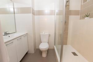 Ein Badezimmer in der Unterkunft Chez Bouchet
