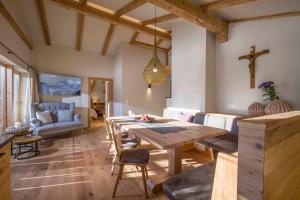 Fotografie z fotogalerie ubytování Apartment Kornerhof Kaltenbach Zillertal v destinaci Kaltenbach