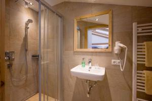 Fotografie z fotogalerie ubytování Apartment Kornerhof Kaltenbach Zillertal v destinaci Kaltenbach