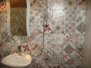 Guest House Slivek tesisinde bir banyo