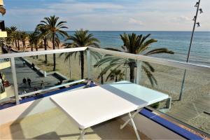 Fotografia z galérie ubytovania Villa Service-Rodes v destinácii Calafell