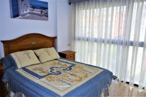 Fotografia z galérie ubytovania Villa Service-Rodes v destinácii Calafell
