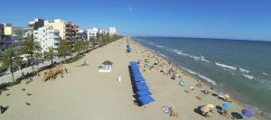 Fotografia z galérie ubytovania Villa Service-Rodes v destinácii Calafell