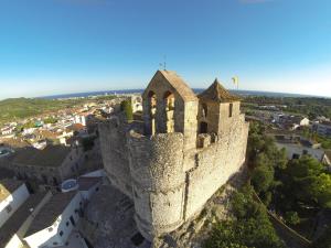 Fotografia z galérie ubytovania Villa Service-Rodes v destinácii Calafell