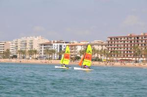 Fotografia z galérie ubytovania Villa Service-Rodes v destinácii Calafell