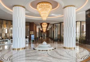 De lobby of receptie bij Elite World Grand Istanbul Küçükyalı Hotel