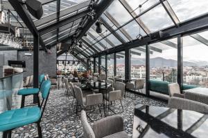 Istumisnurk majutusasutuses Sky Corner Hotel