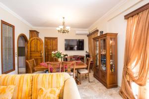 TV a/nebo společenská místnost v ubytování Paradise Bar Apartments